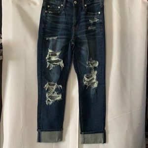 American Eagle High Rise Slim distressed